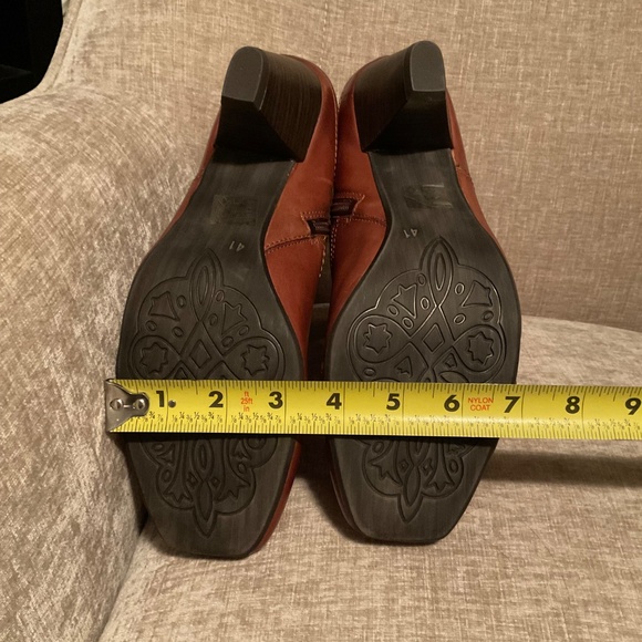 Luca Ferri Women’s Brown Leather Heel Boot Size 41 NWOT - Picture 16 of 16